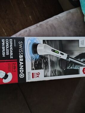 Expandable Cordless Spin Brush - White